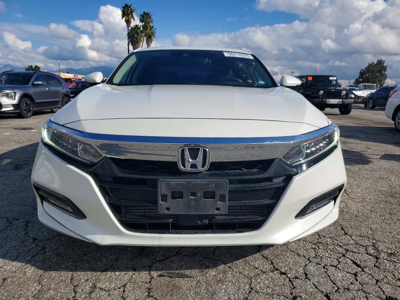 2018 HONDA ACCORD EXL photo 5