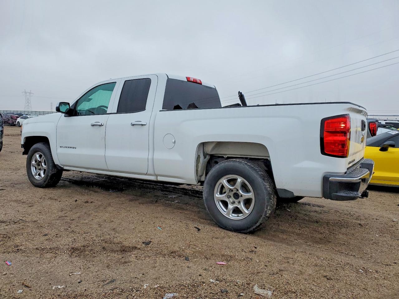 2015 CHEVROLET SILVERADO C1500 photo 2