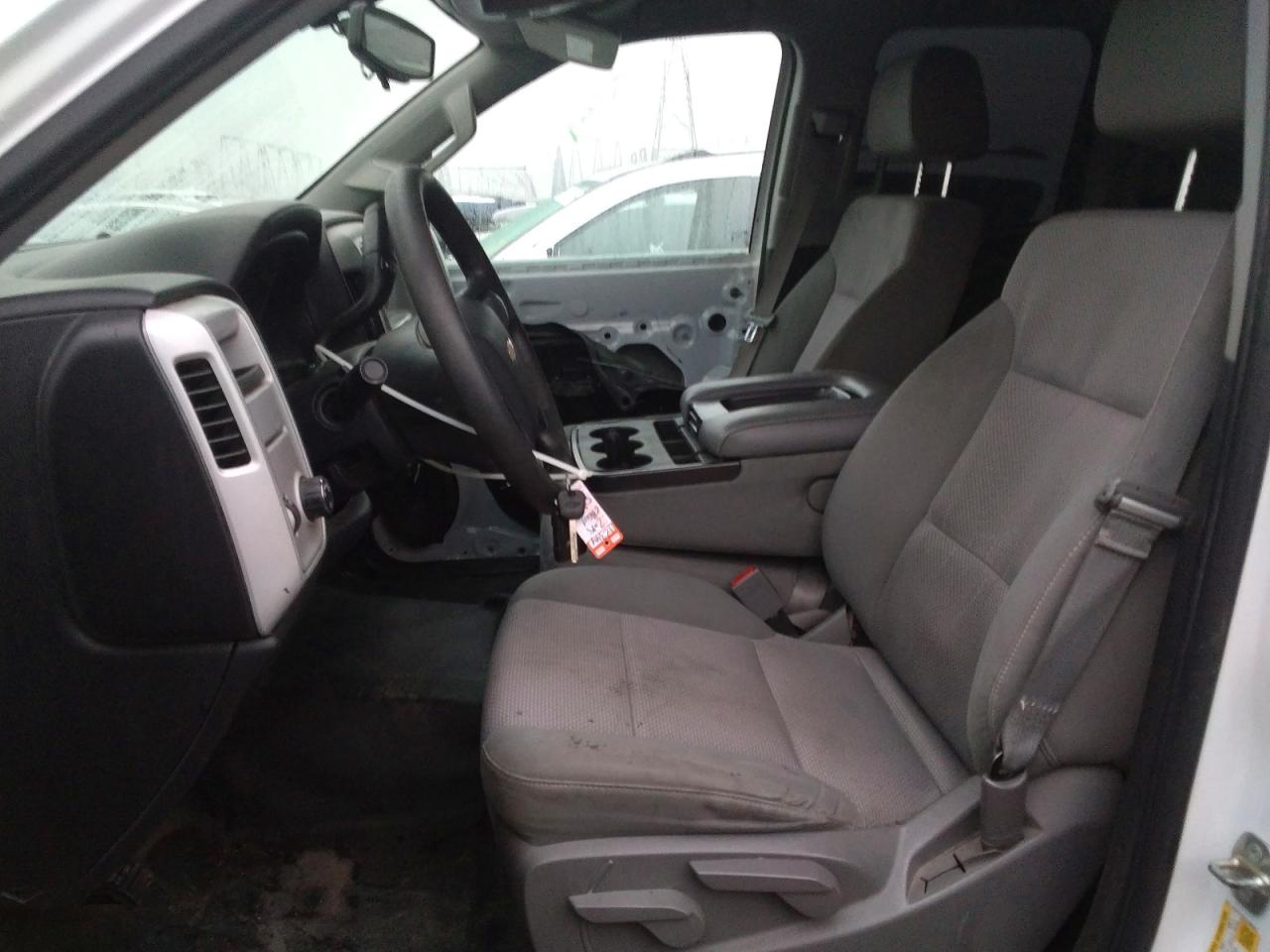 2015 CHEVROLET SILVERADO C1500 photo 7