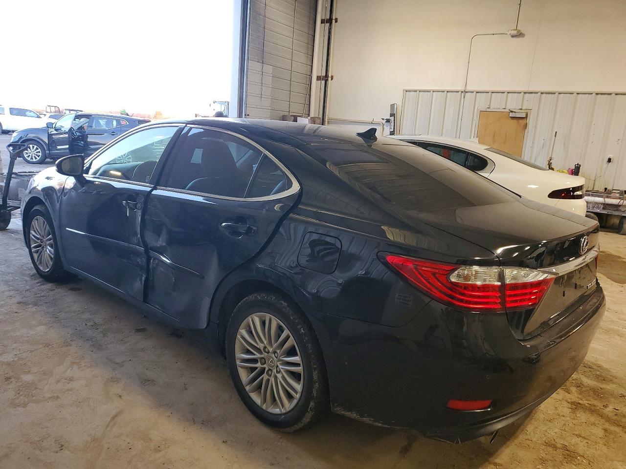 2013 LEXUS ES 350 photo 3