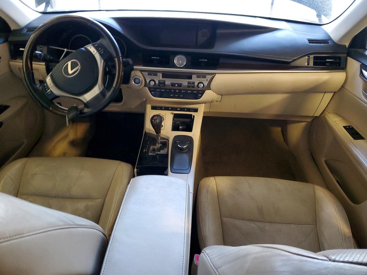2013 LEXUS ES 350 photo 15