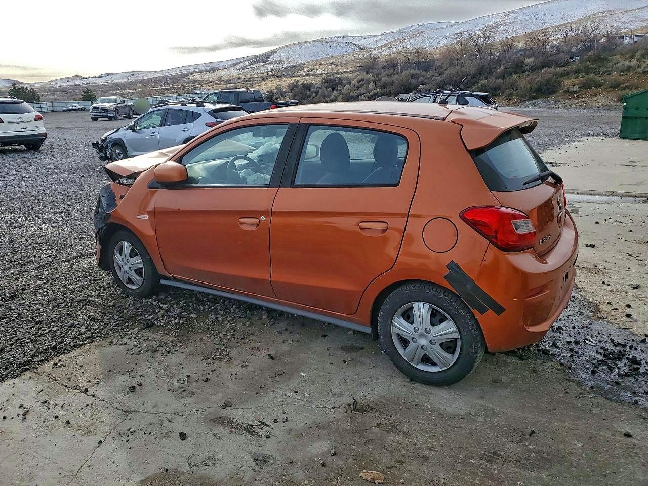 2017 MITSUBISHI MIRAGE ES photo 3