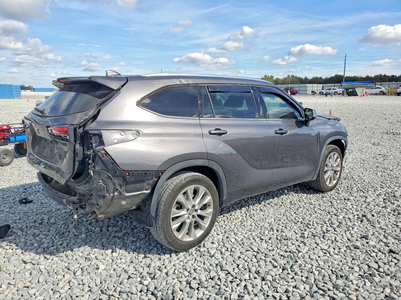 2021 TOYOTA HIGHLANDER LIMITED photo 7
