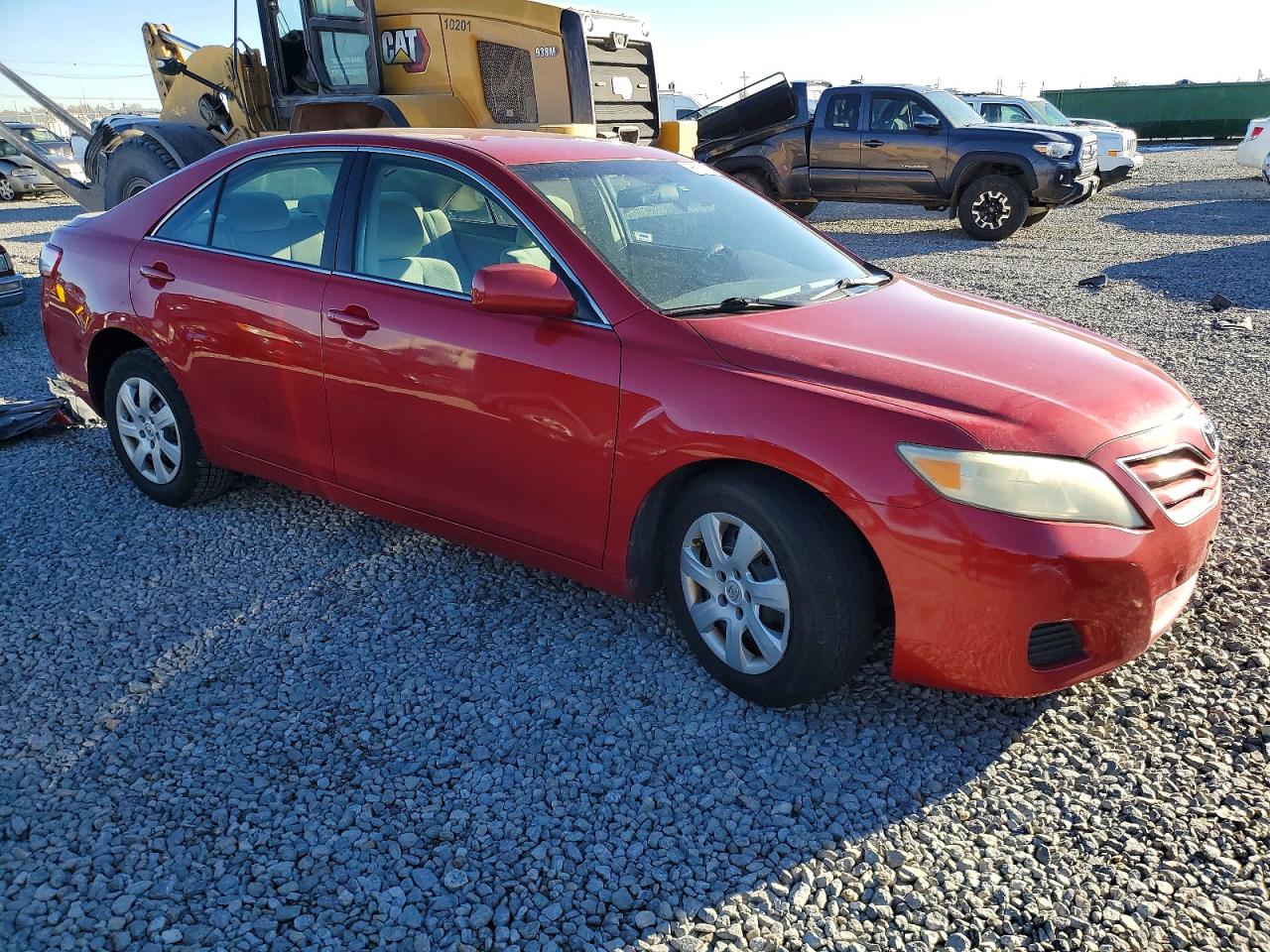 2010 TOYOTA CAMRY BASE photo 4