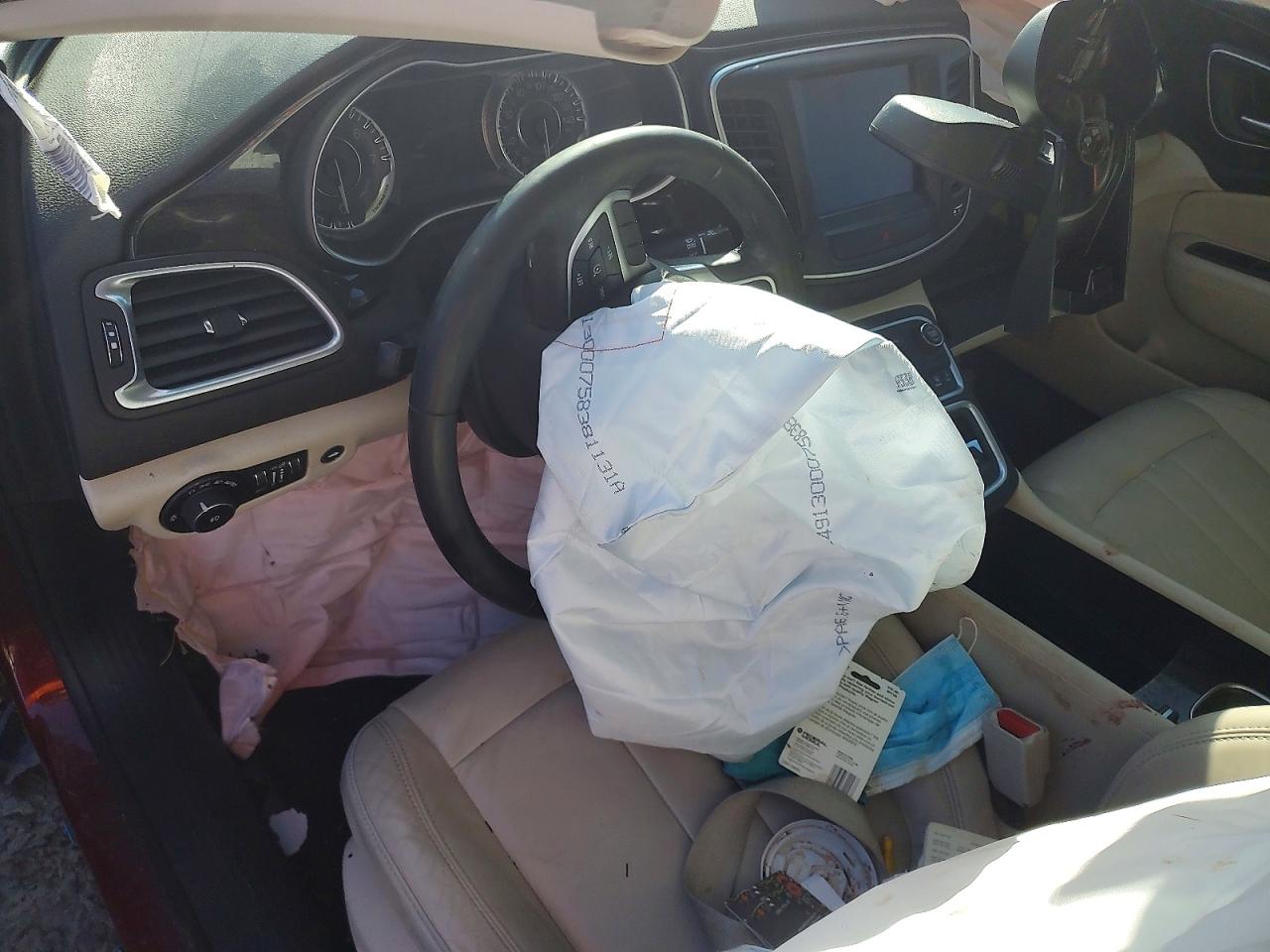 2015 CHRYSLER 200 C photo 15