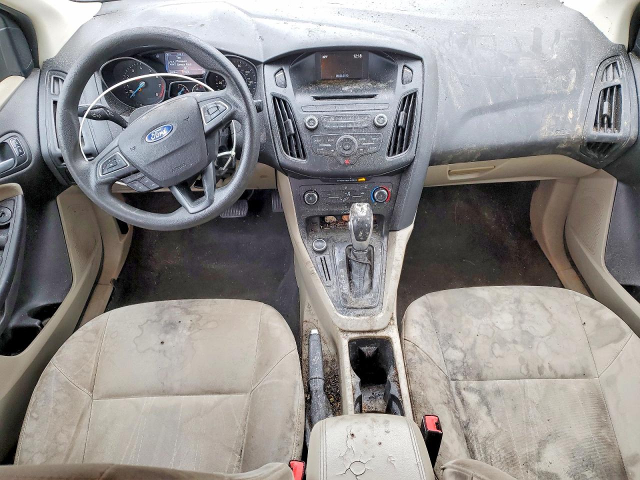 2015 FORD FOCUS SE photo 22