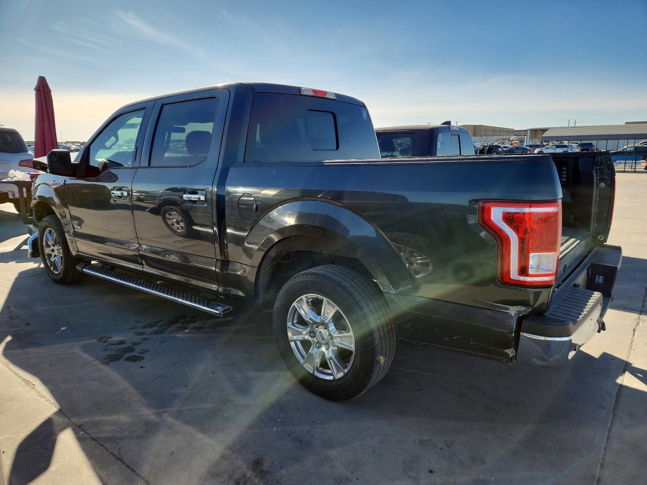 2015 FORD F150 SUPERCREW photo 2
