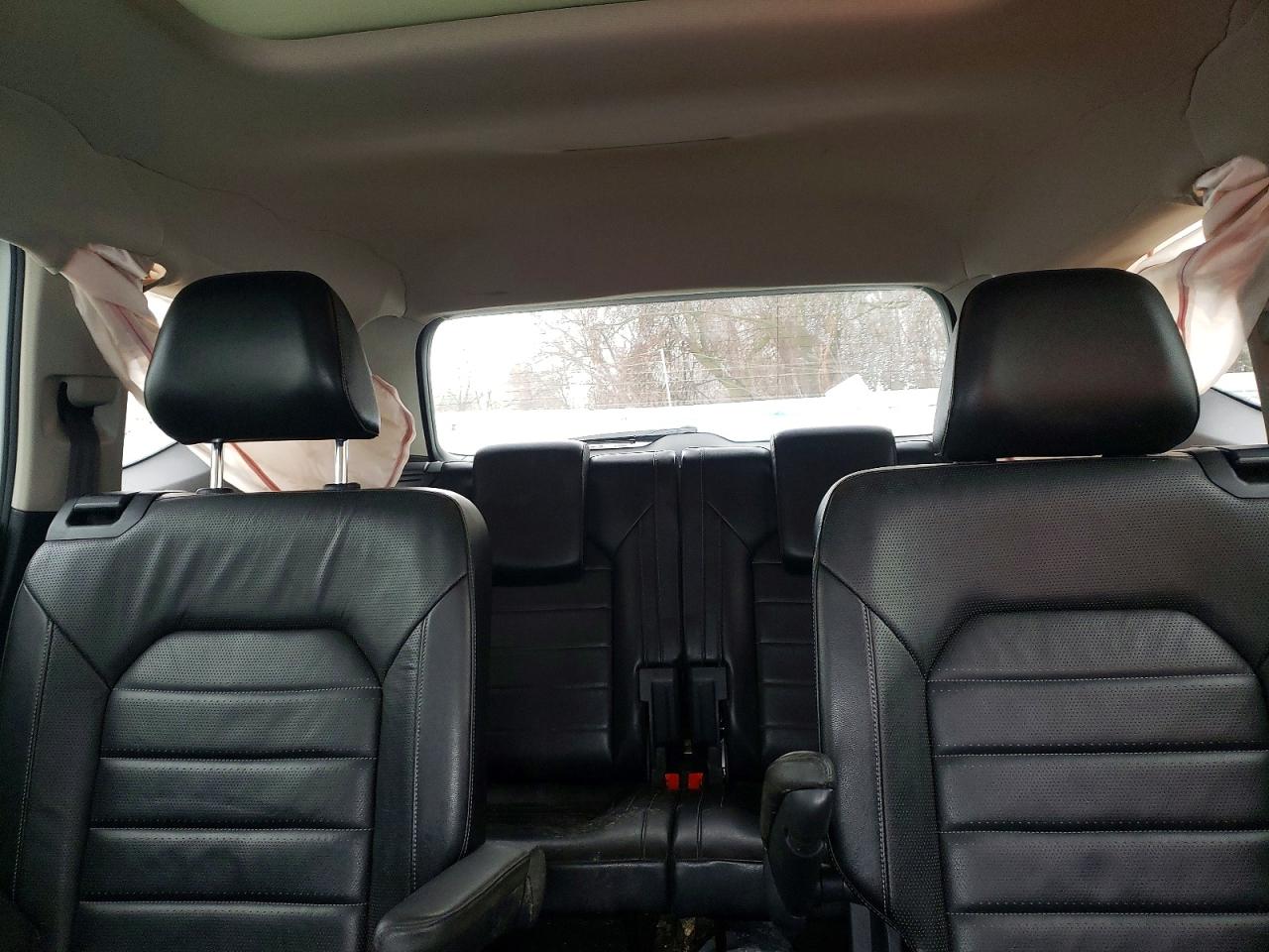 2018 VOLKSWAGEN ATLAS SEL photo 10