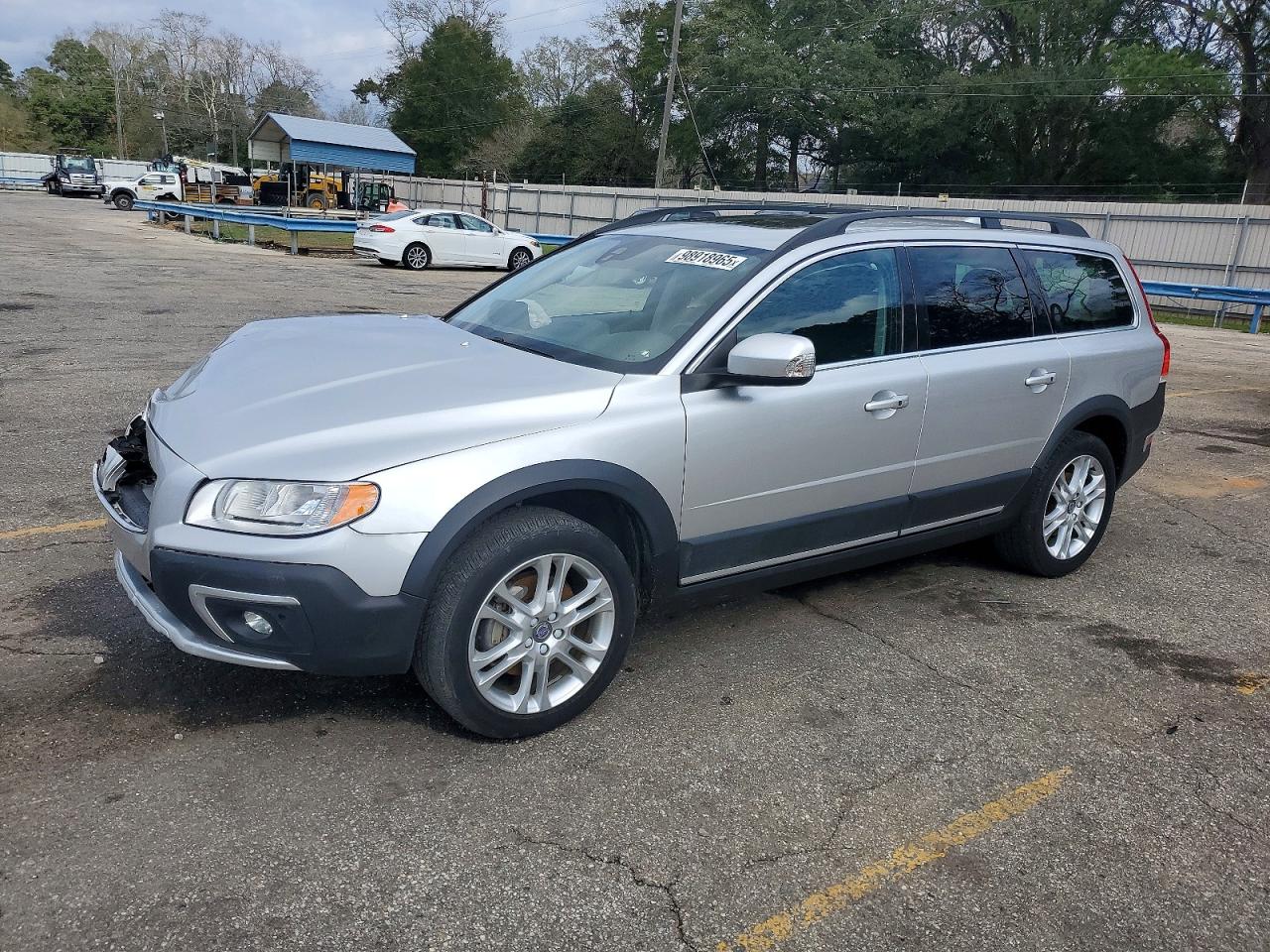 2016 VOLVO XC70
