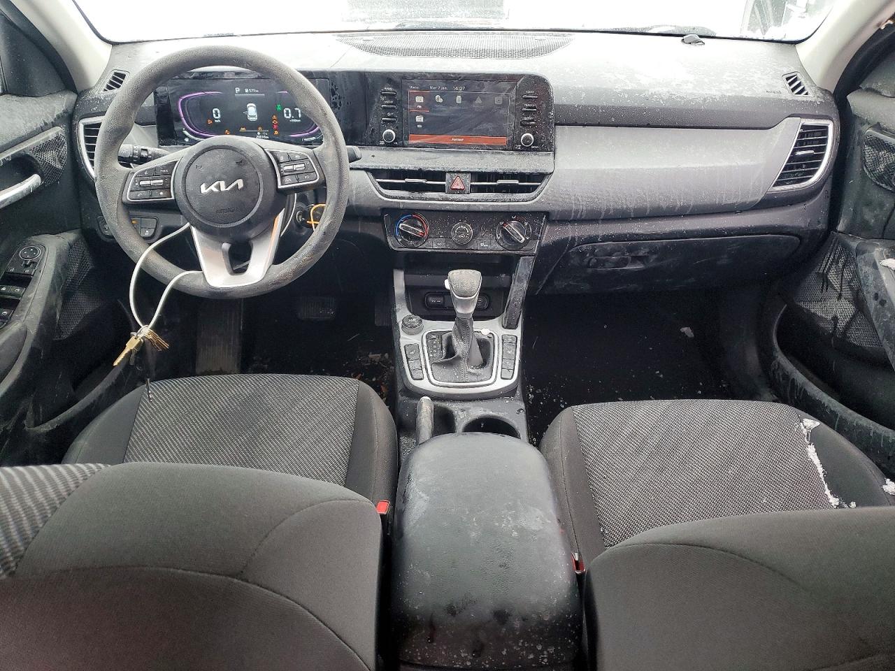 2025 KIA SELTOS LX photo 8