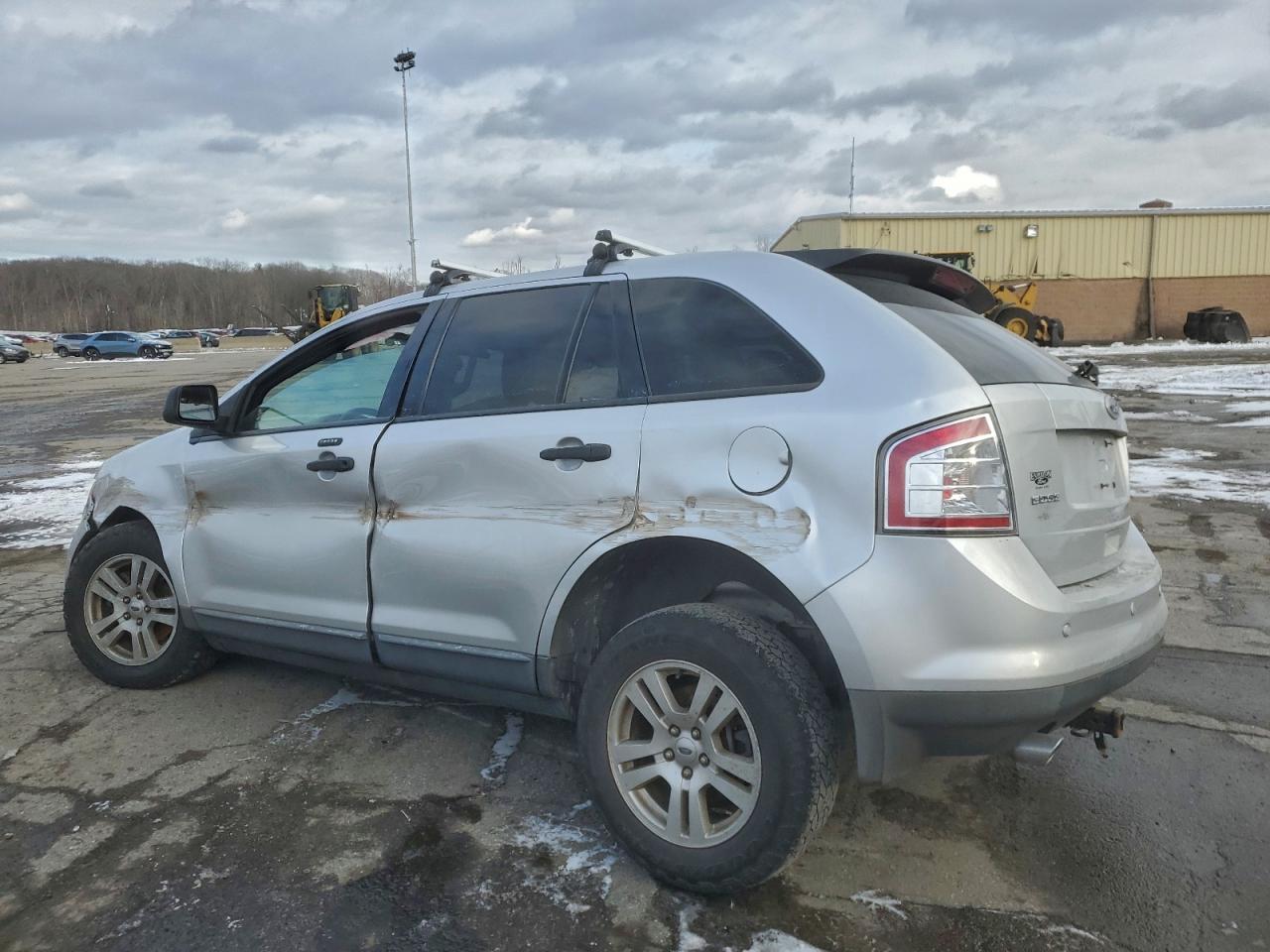 2010 FORD EDGE SE photo 2