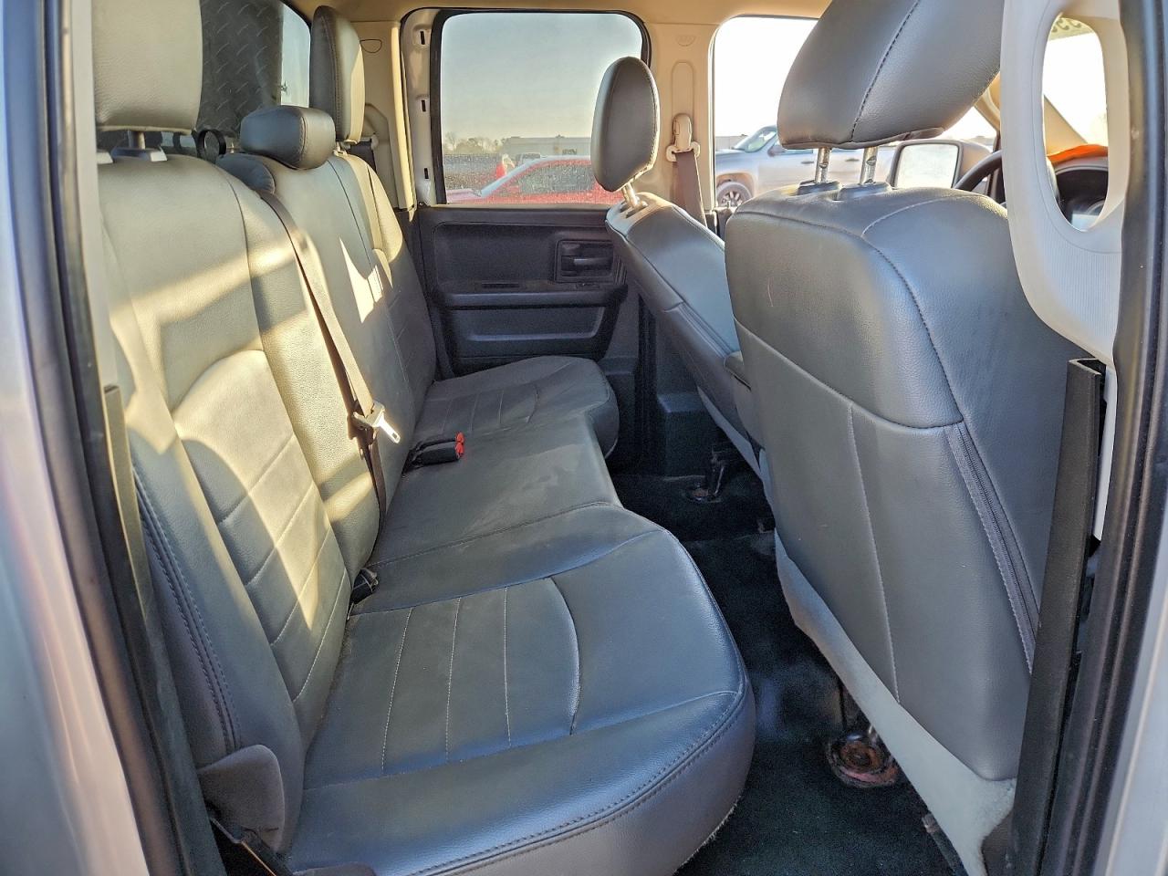 2019 RAM 1500 CLASSIC TRADESMAN photo 10