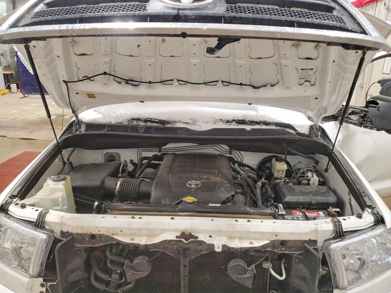 2011 TOYOTA TUNDRA photo 11