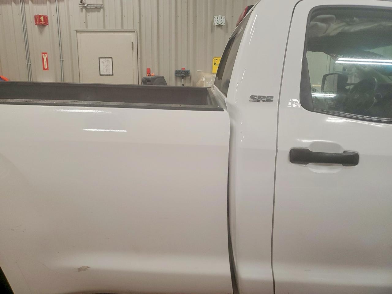 2011 TOYOTA TUNDRA photo 10