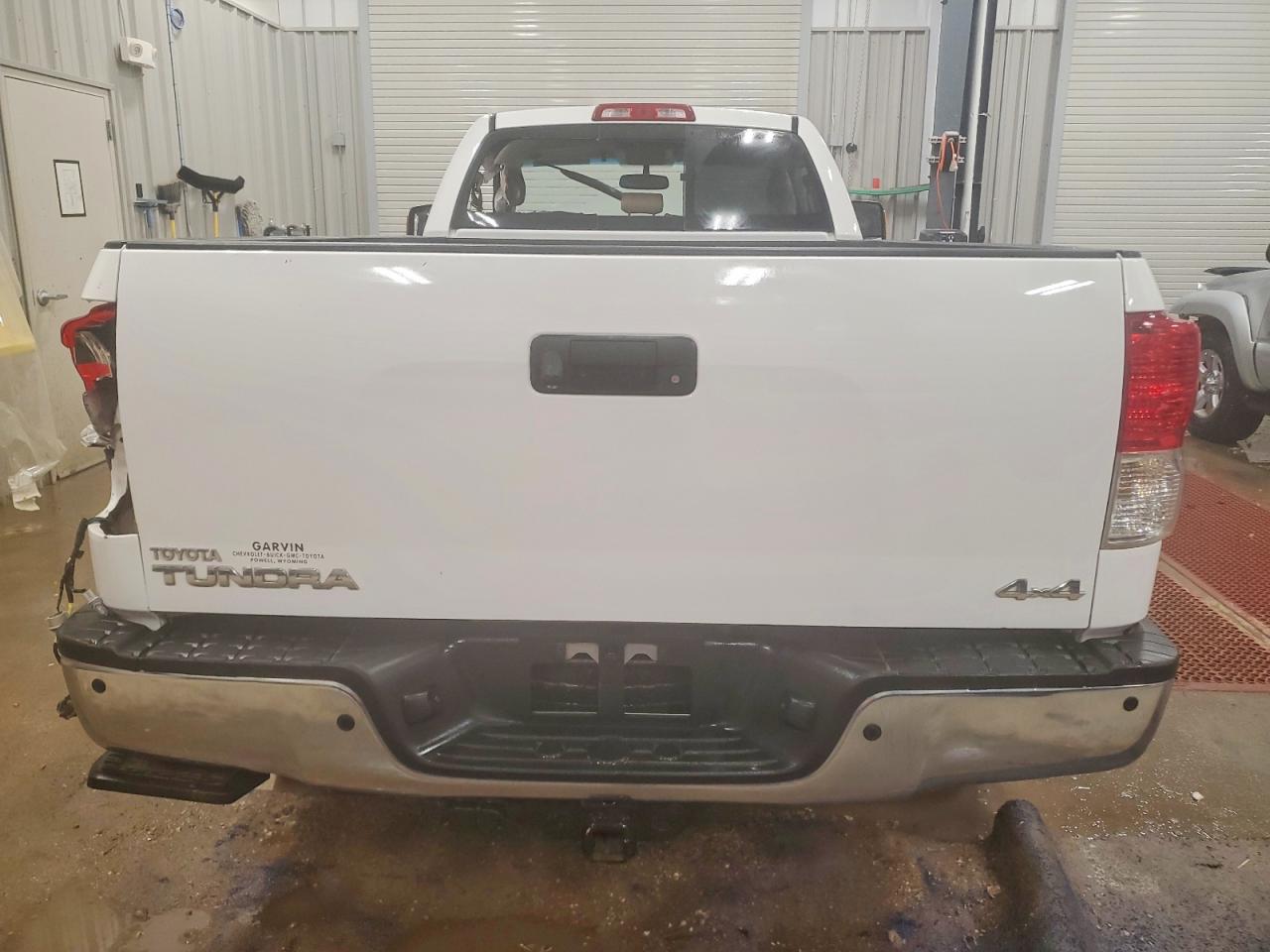 2011 TOYOTA TUNDRA photo 6
