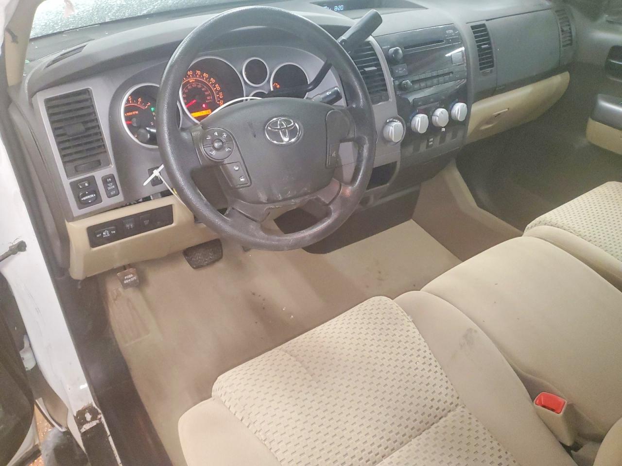 2011 TOYOTA TUNDRA photo 8