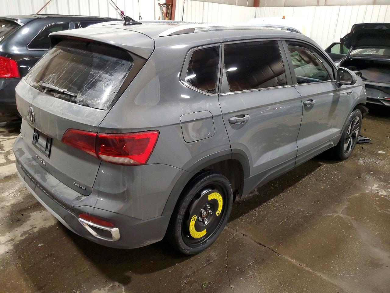 2024 VOLKSWAGEN TAOS SE photo 9