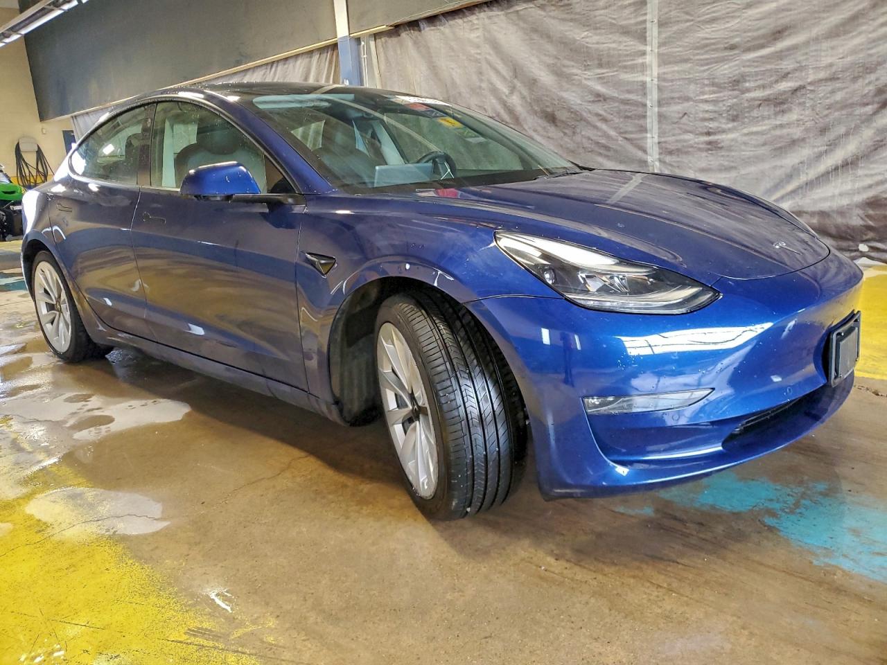 2022 TESLA MODEL 3 photo 4
