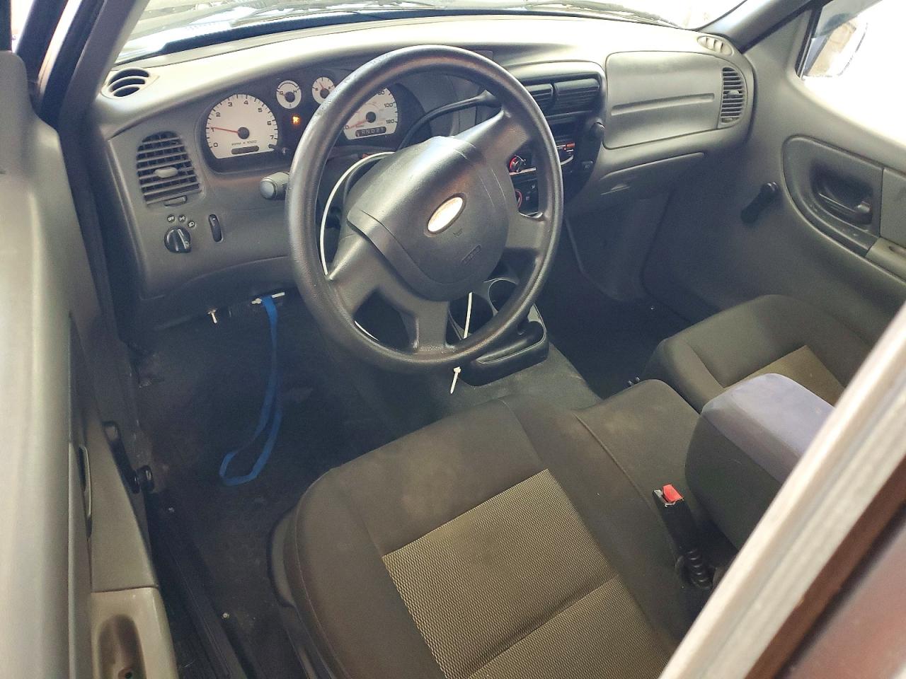 2004 FORD RANGER photo 8