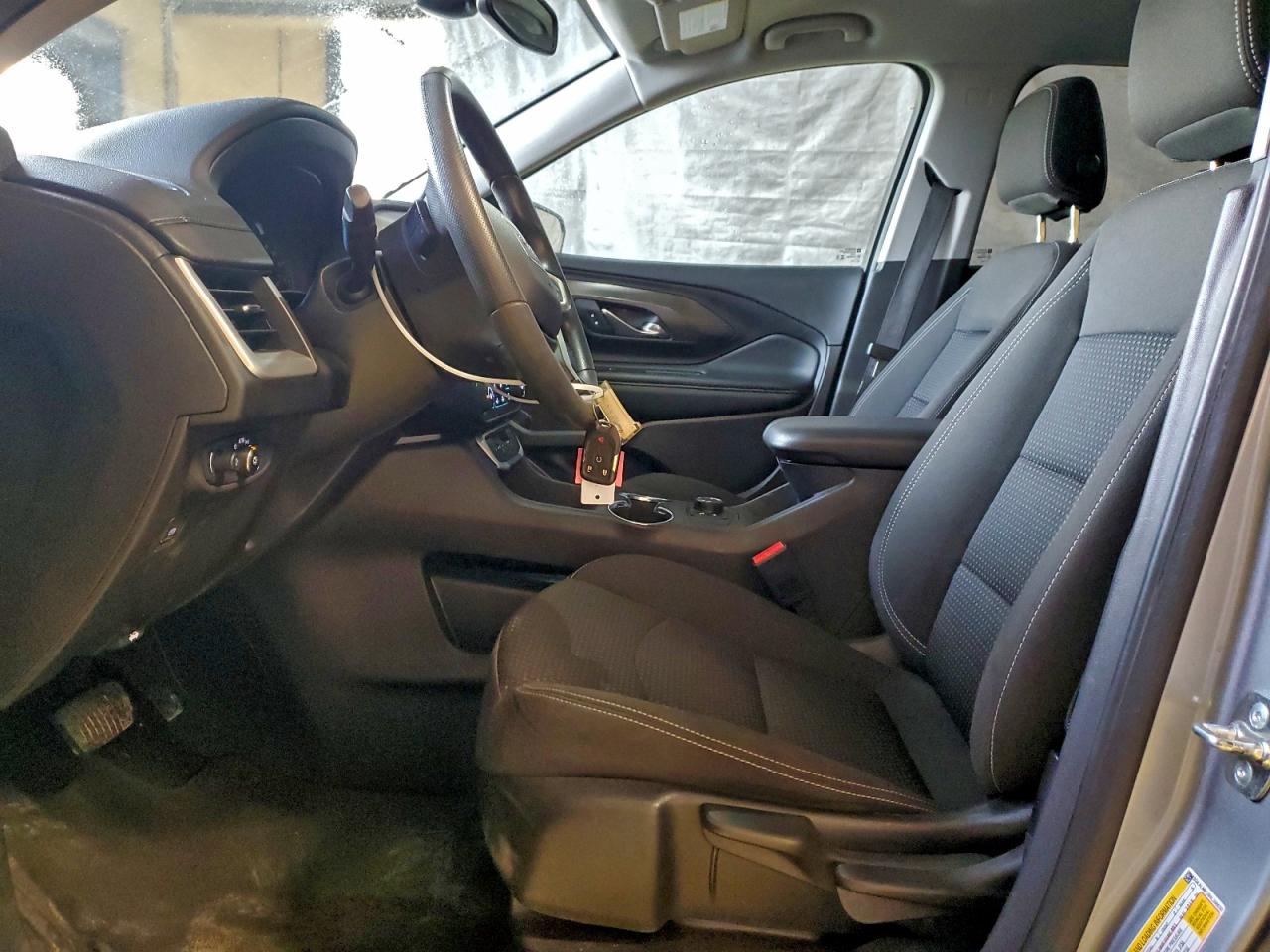 2024 GMC TERRAIN SLE photo 7