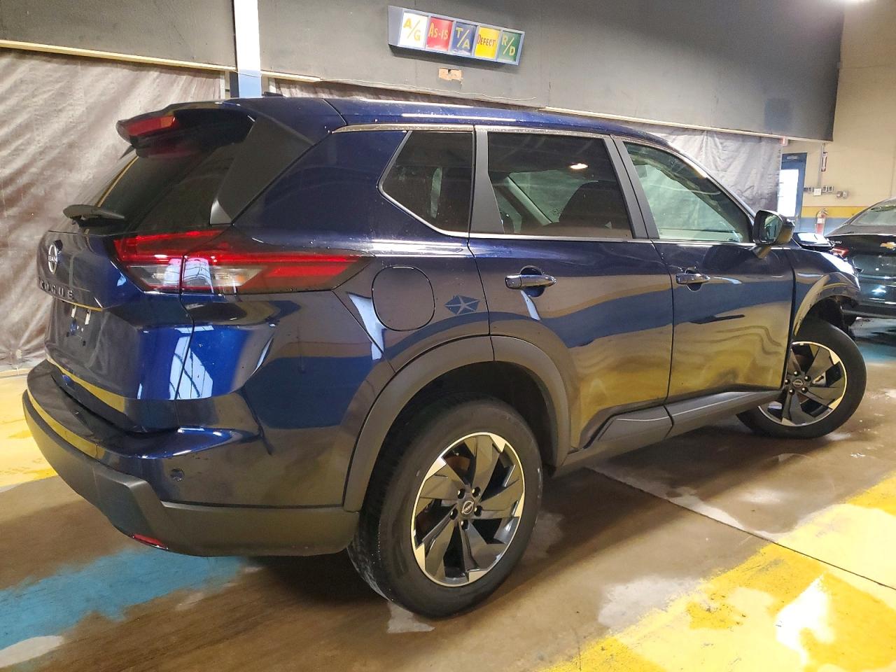 2025 NISSAN ROGUE SV photo 3