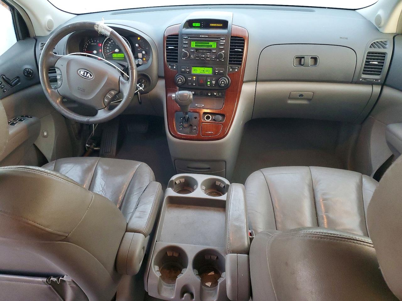 2007 KIA SEDONA BASE photo 8