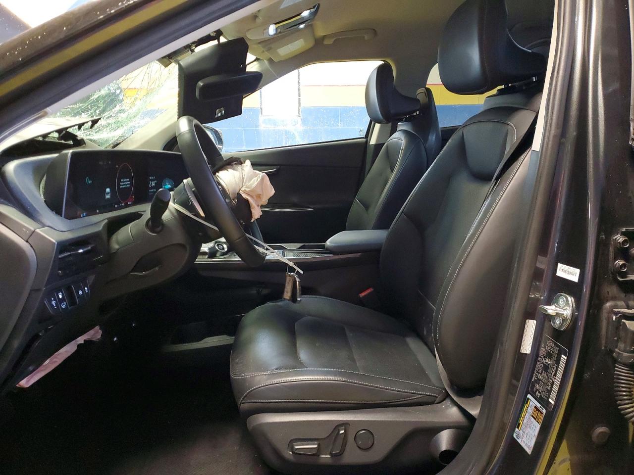 2023 KIA EV6 LIGHT photo 7