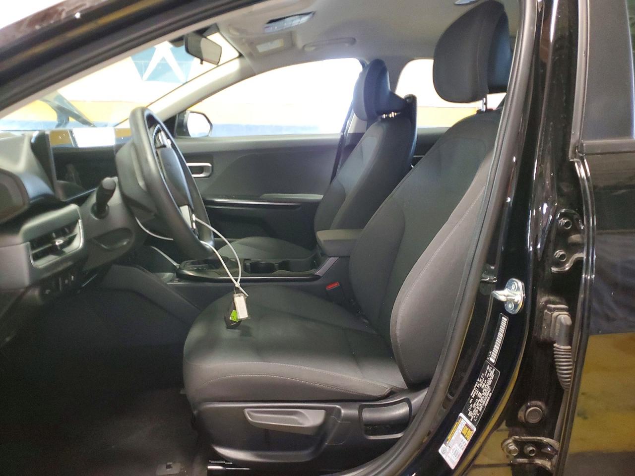 2025 KIA K4 LX photo 7