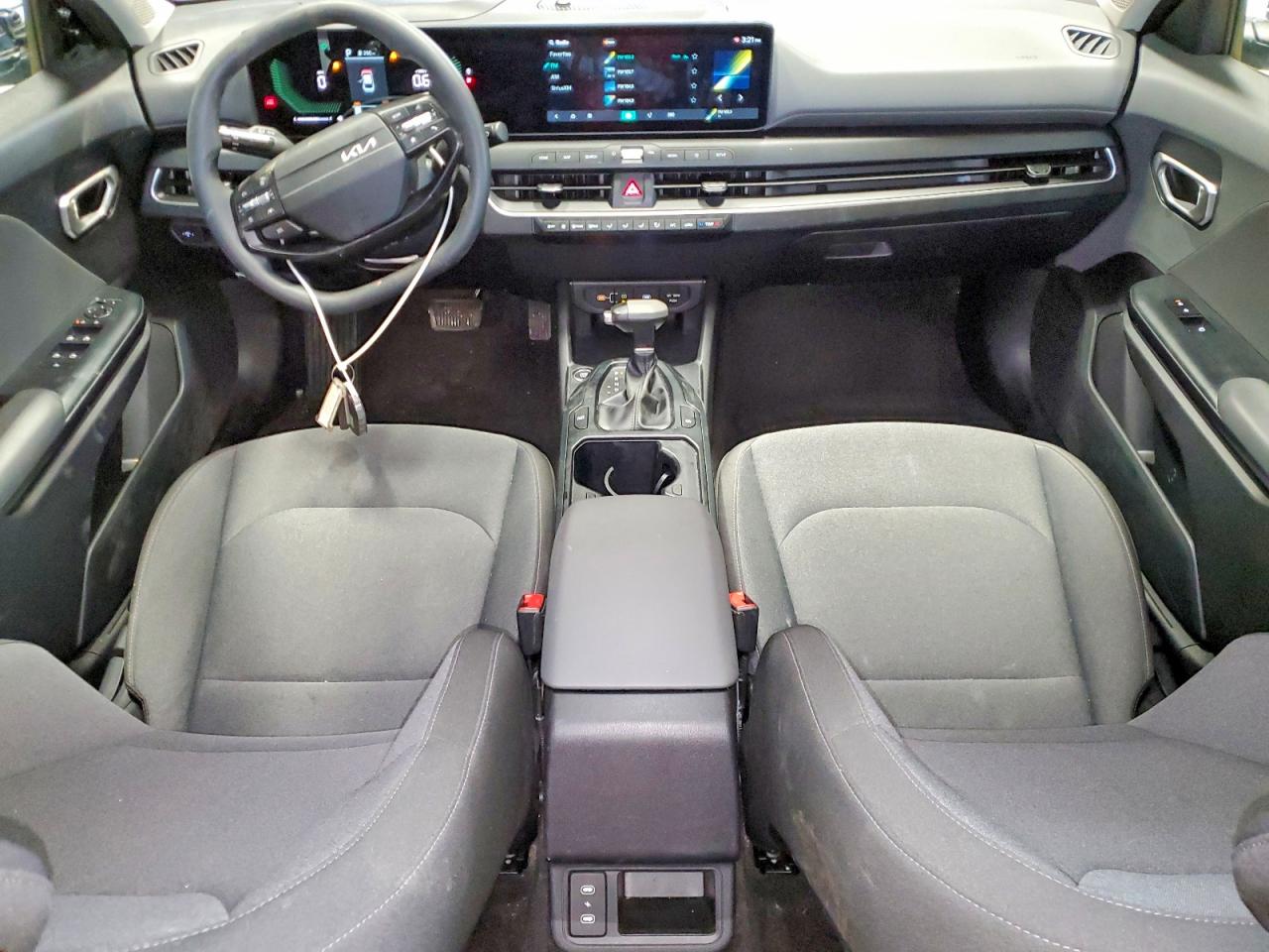 2025 KIA K4 LX photo 8