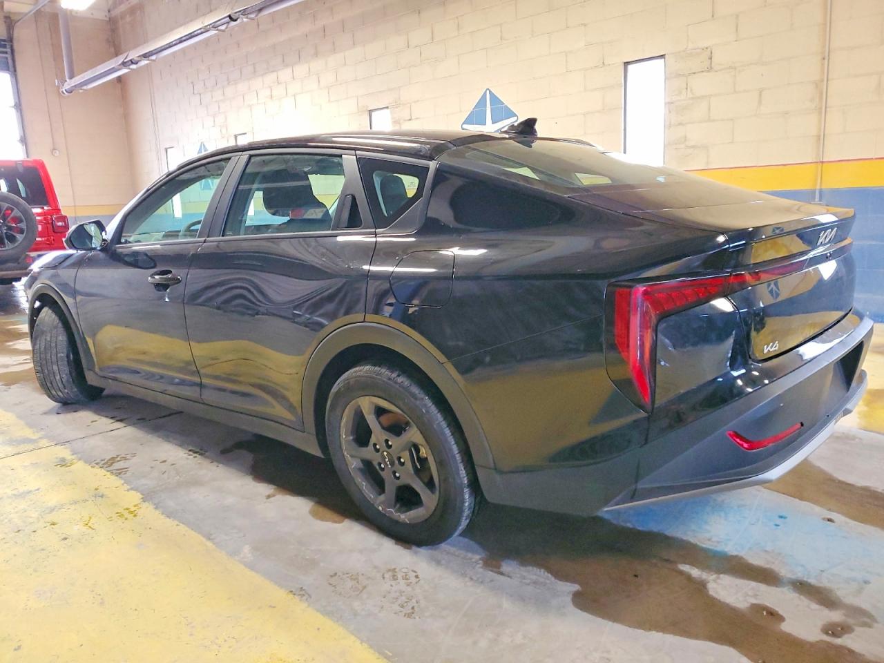 2025 KIA K4 LX photo 2
