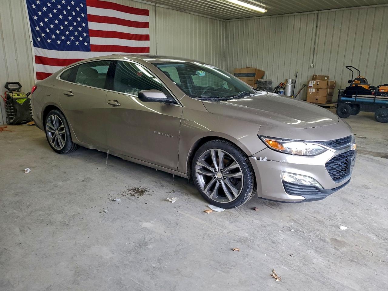 2023 CHEVROLET MALIBU LT photo 4