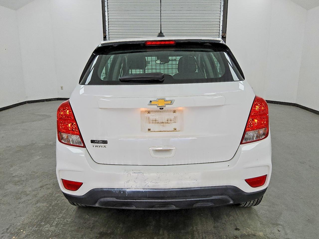 2021 CHEVROLET TRAX LS photo 6