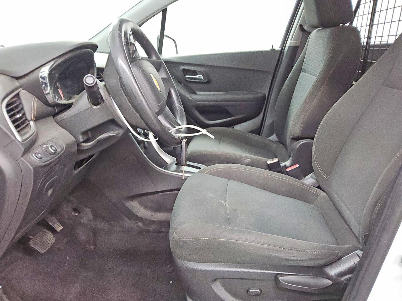2021 CHEVROLET TRAX LS photo 7