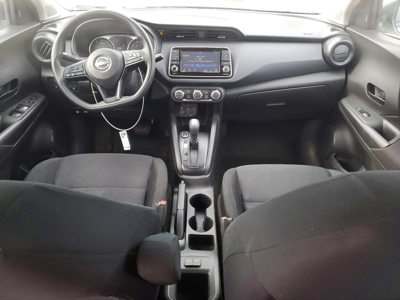2023 NISSAN KICKS S photo 8
