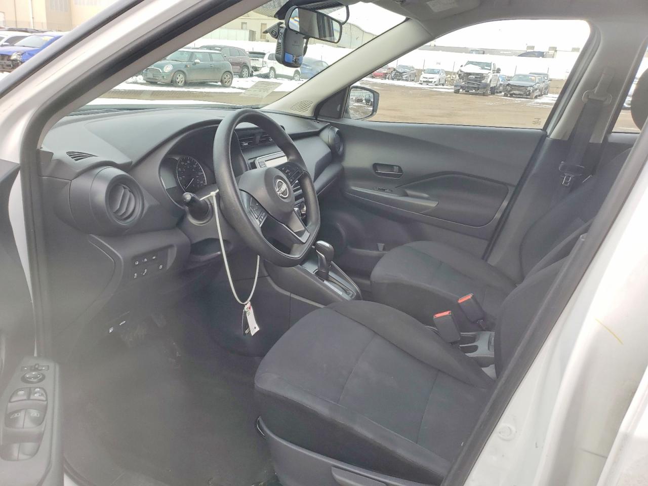 2023 NISSAN KICKS S photo 7