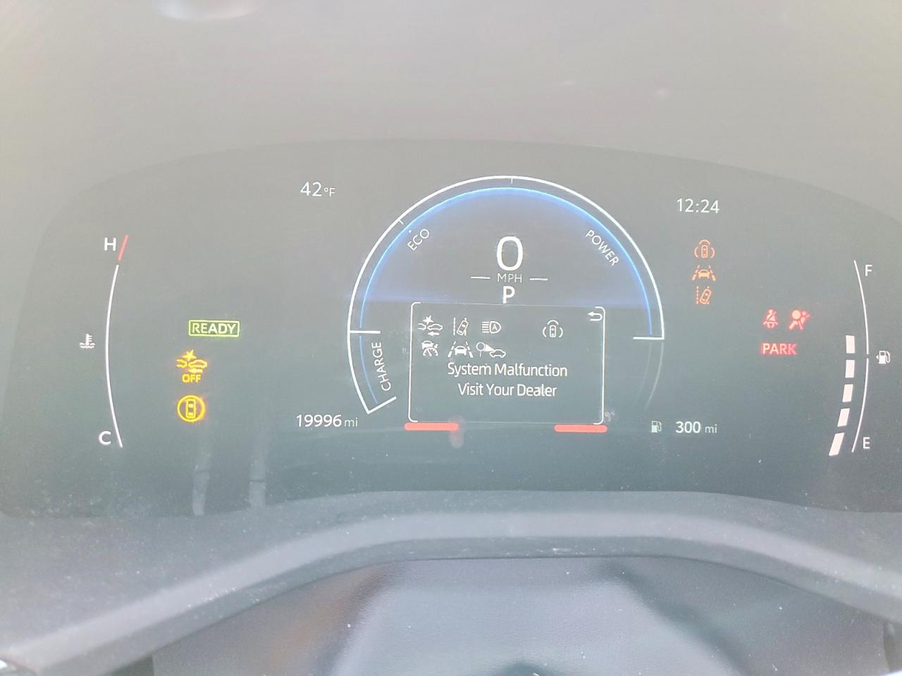 2025 TOYOTA CAMRY XSE photo 9