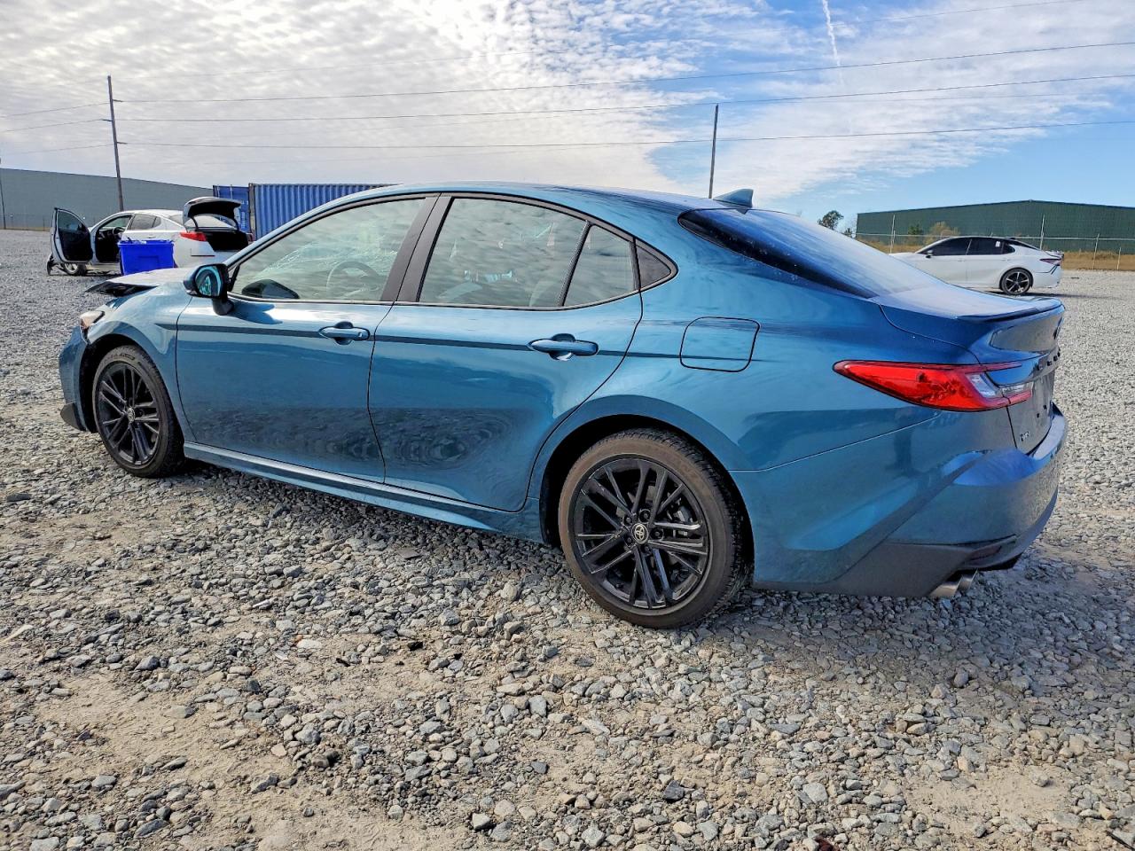 2025 TOYOTA CAMRY XSE photo 2