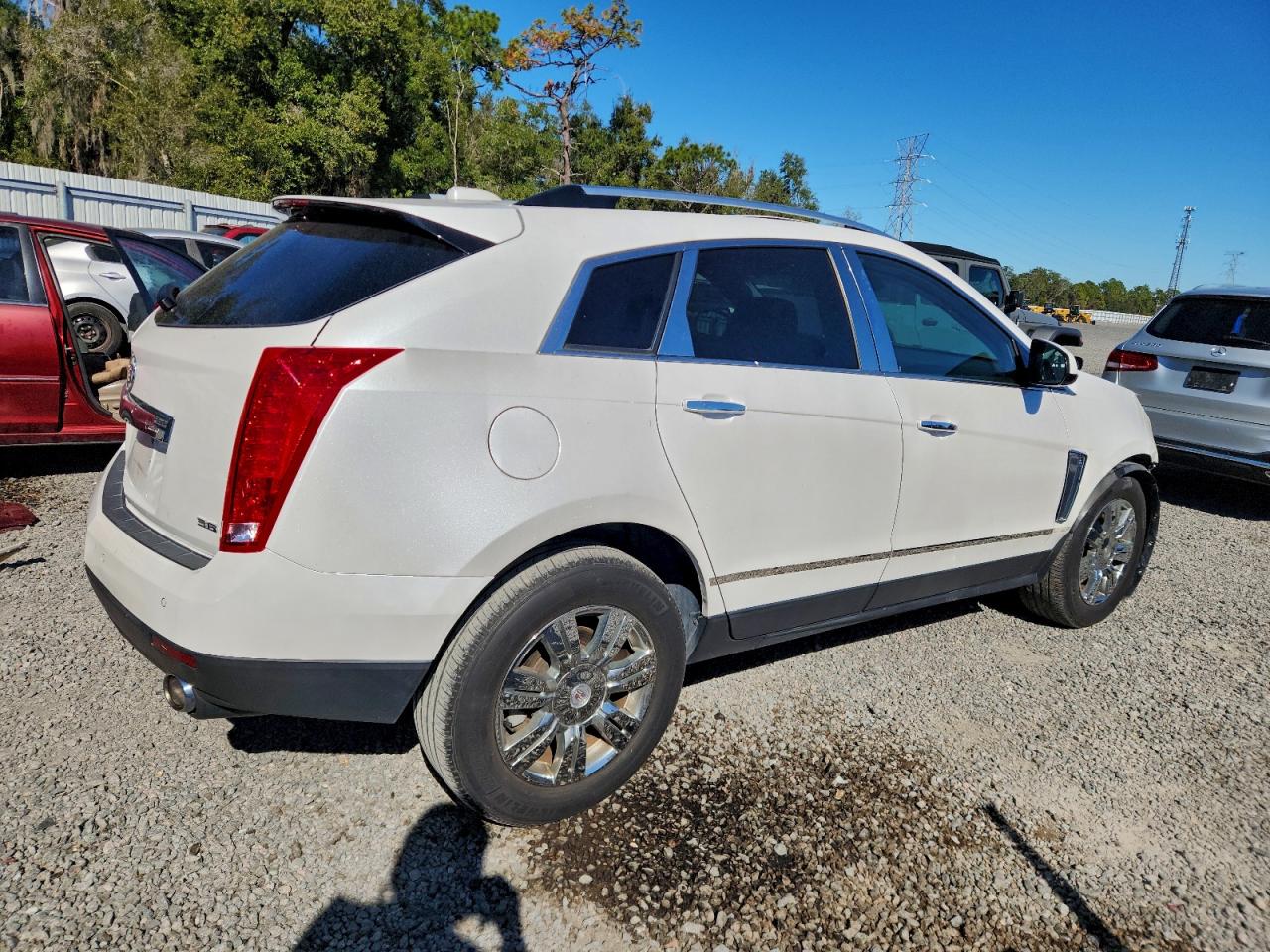 2016 CADILLAC SRX LUXURY COLLECTION photo 3