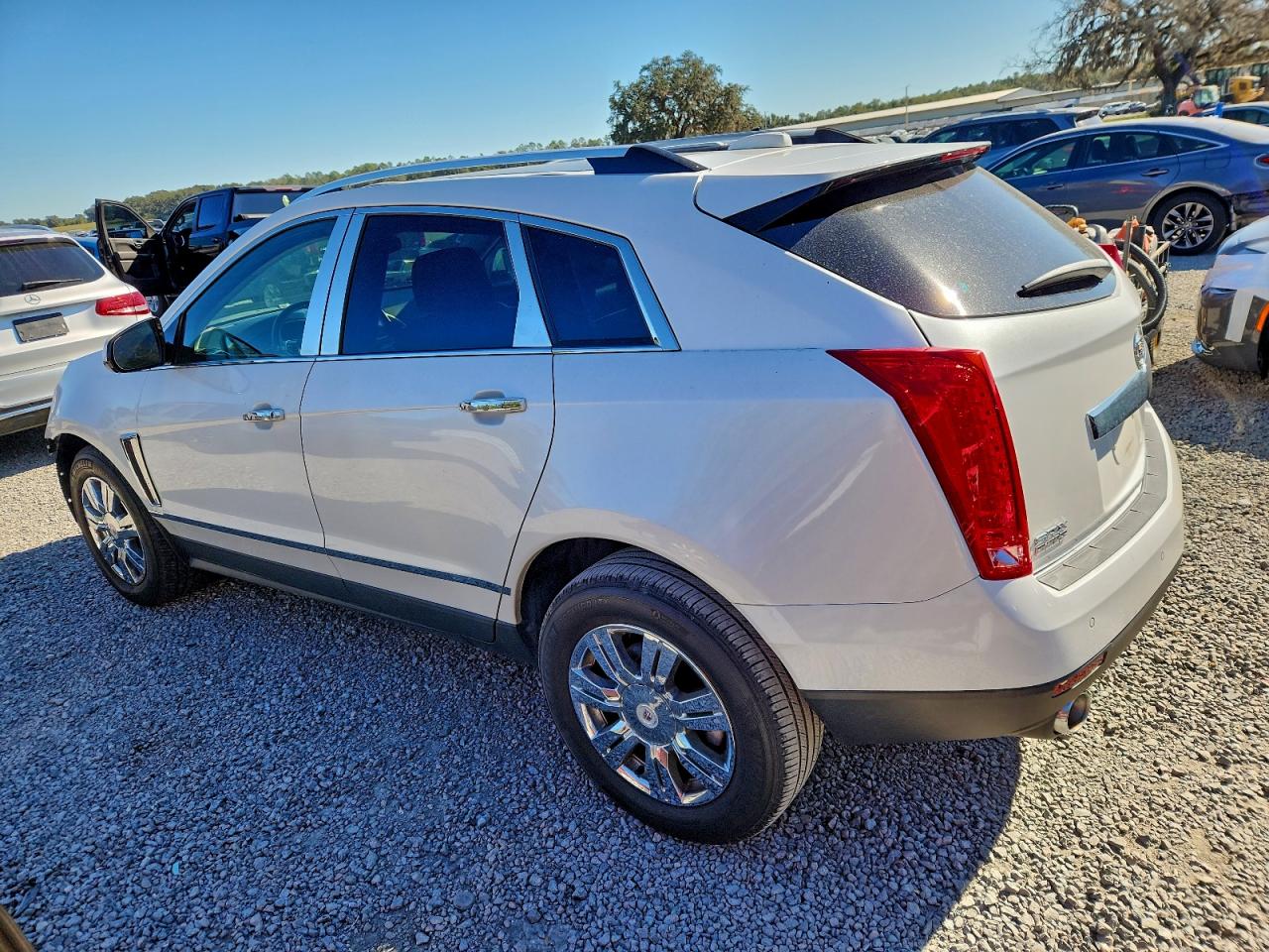 2016 CADILLAC SRX LUXURY COLLECTION photo 2