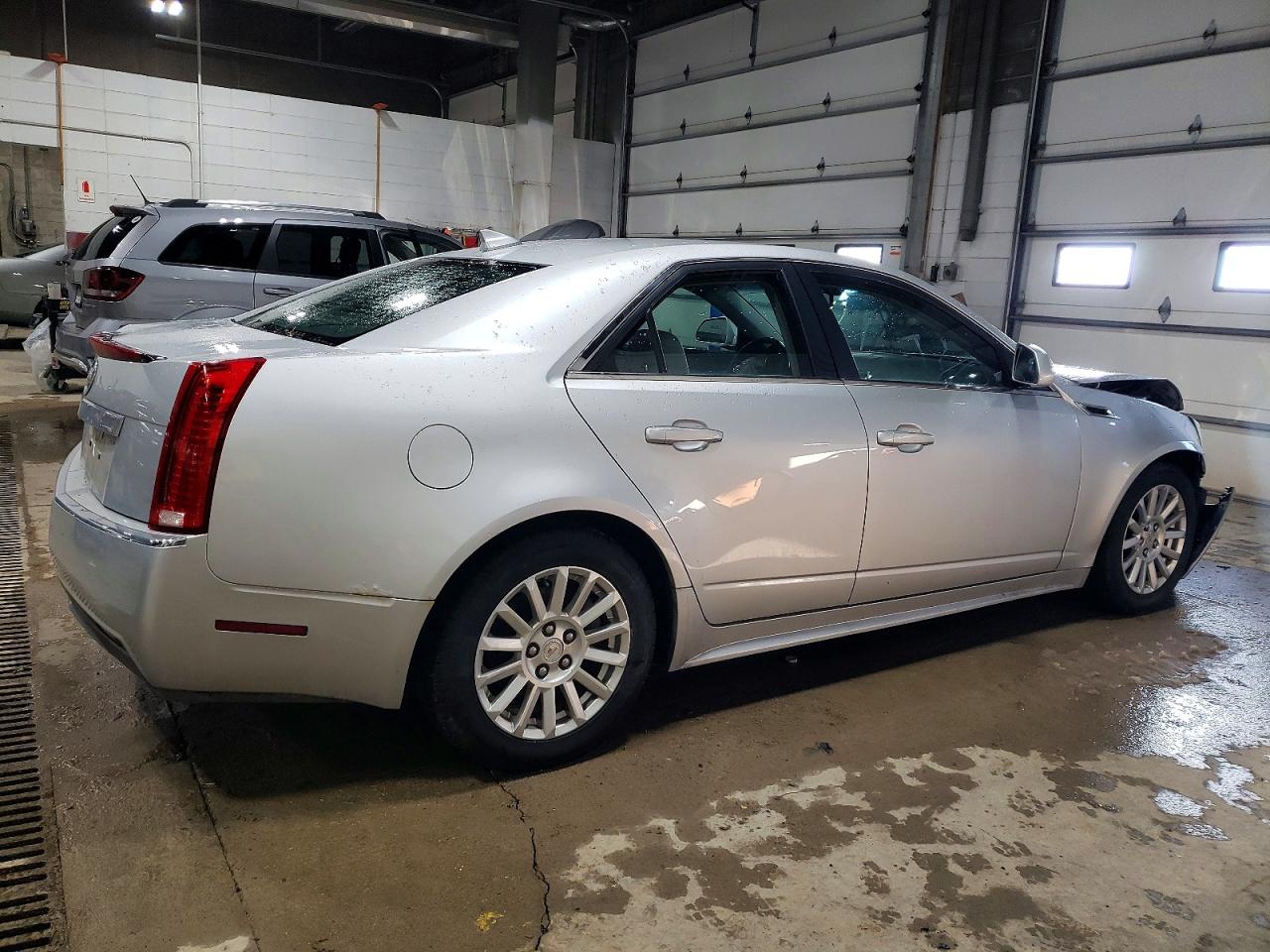 2011 CADILLAC CTS photo 3