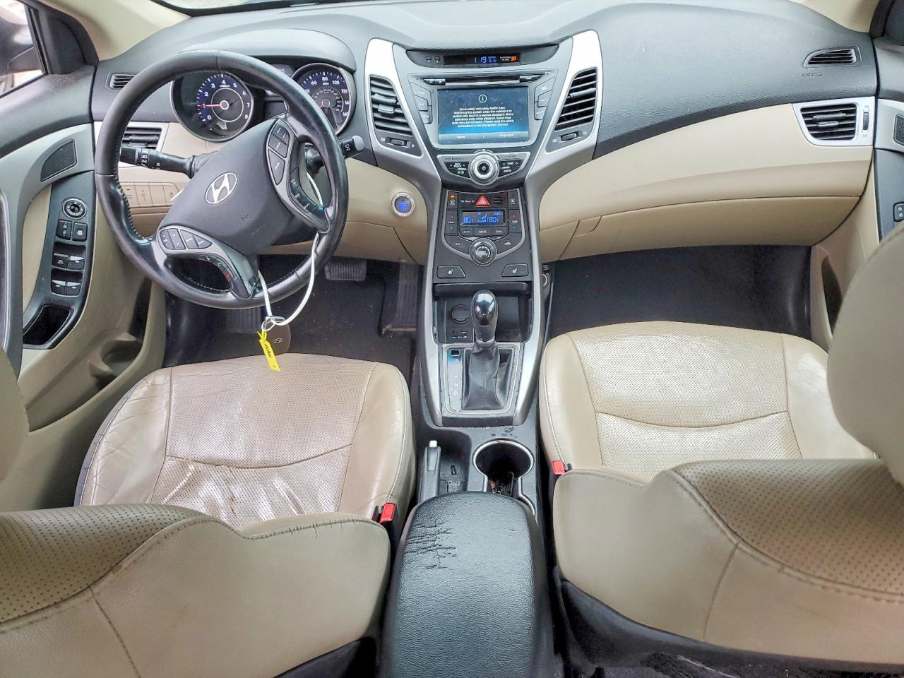 2014 HYUNDAI ELANTRA SE photo 22