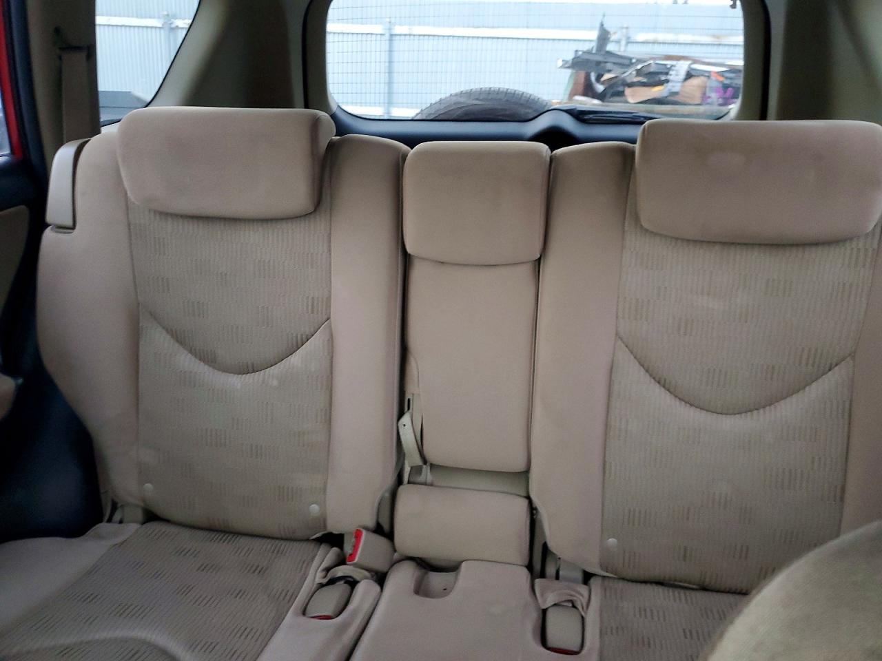 2010 TOYOTA RAV4 photo 10