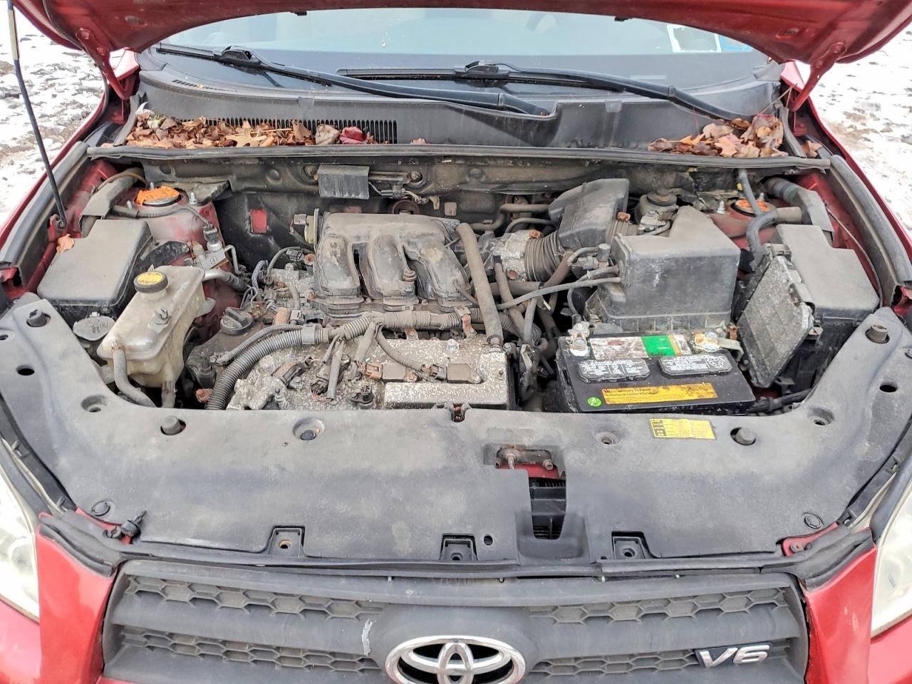 2010 TOYOTA RAV4 photo 12