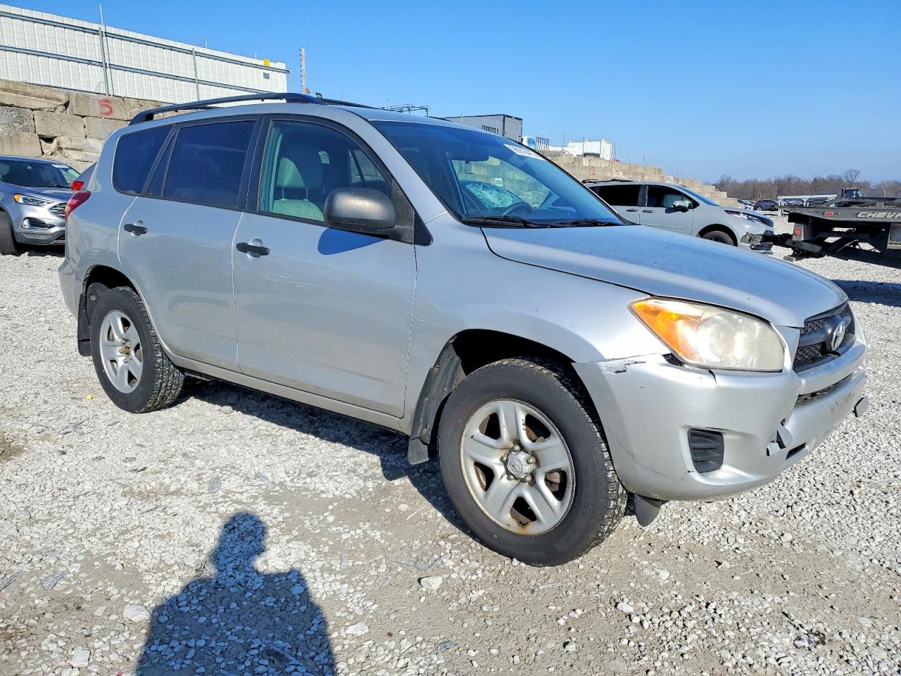 2011 TOYOTA RAV4 photo 4