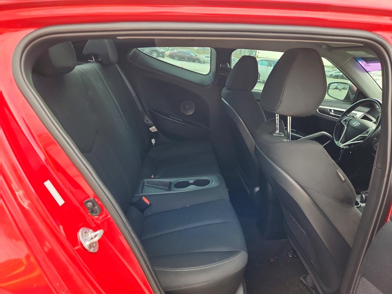 2017 HYUNDAI VELOSTER 2.0L photo 10