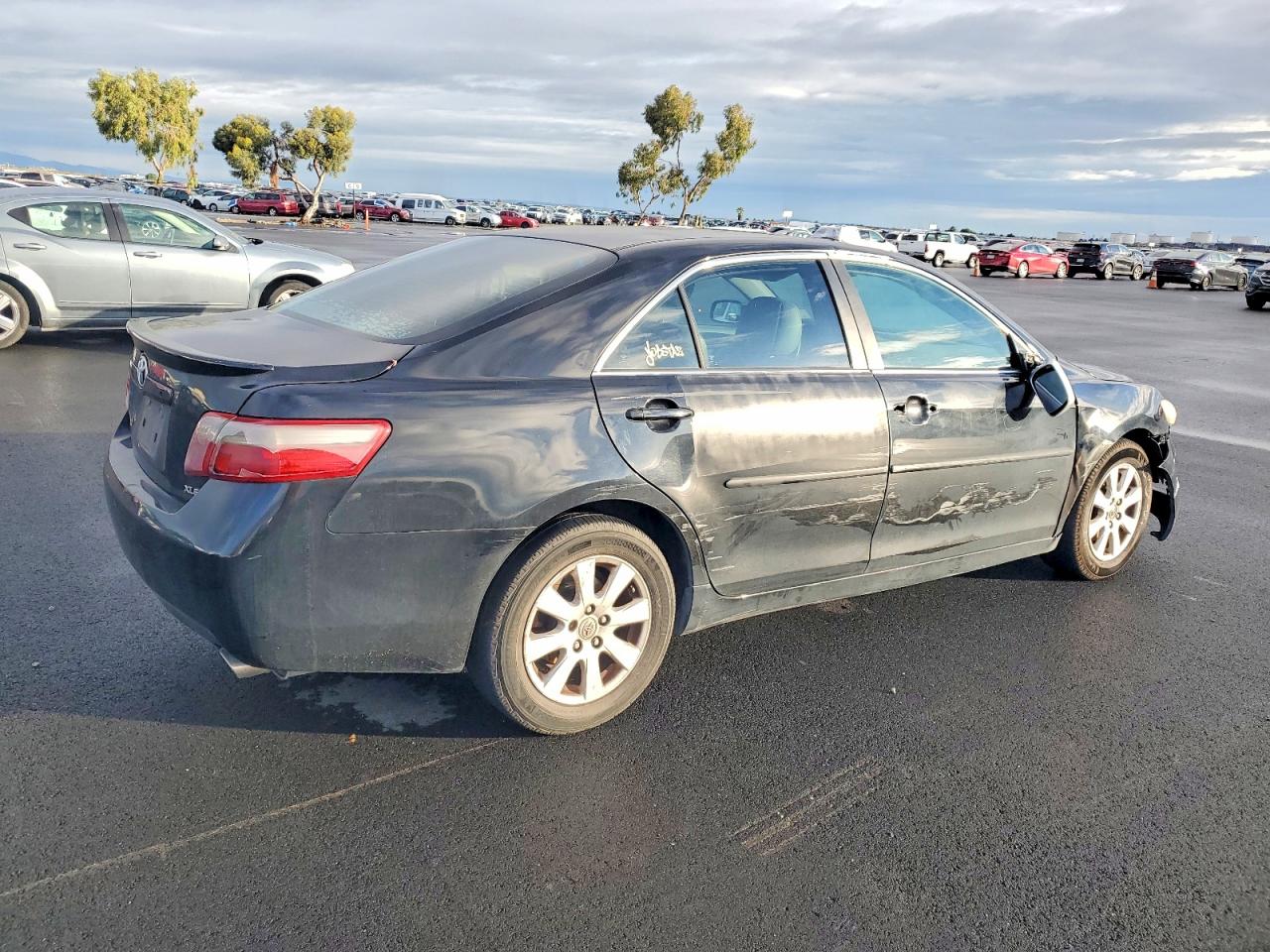 2008 TOYOTA CAMRY LE photo 7