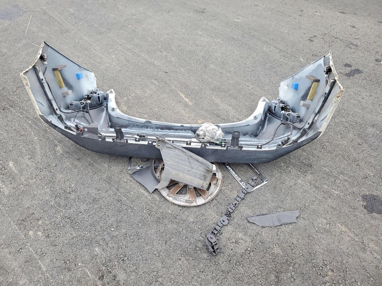 2018 TOYOTA PRIUS photo 12
