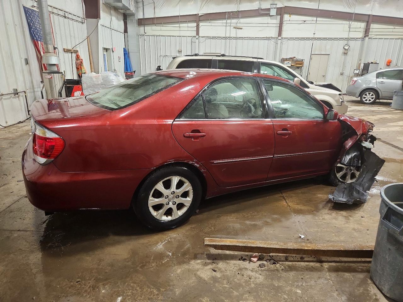 2006 TOYOTA CAMRY XLE V6 photo 3
