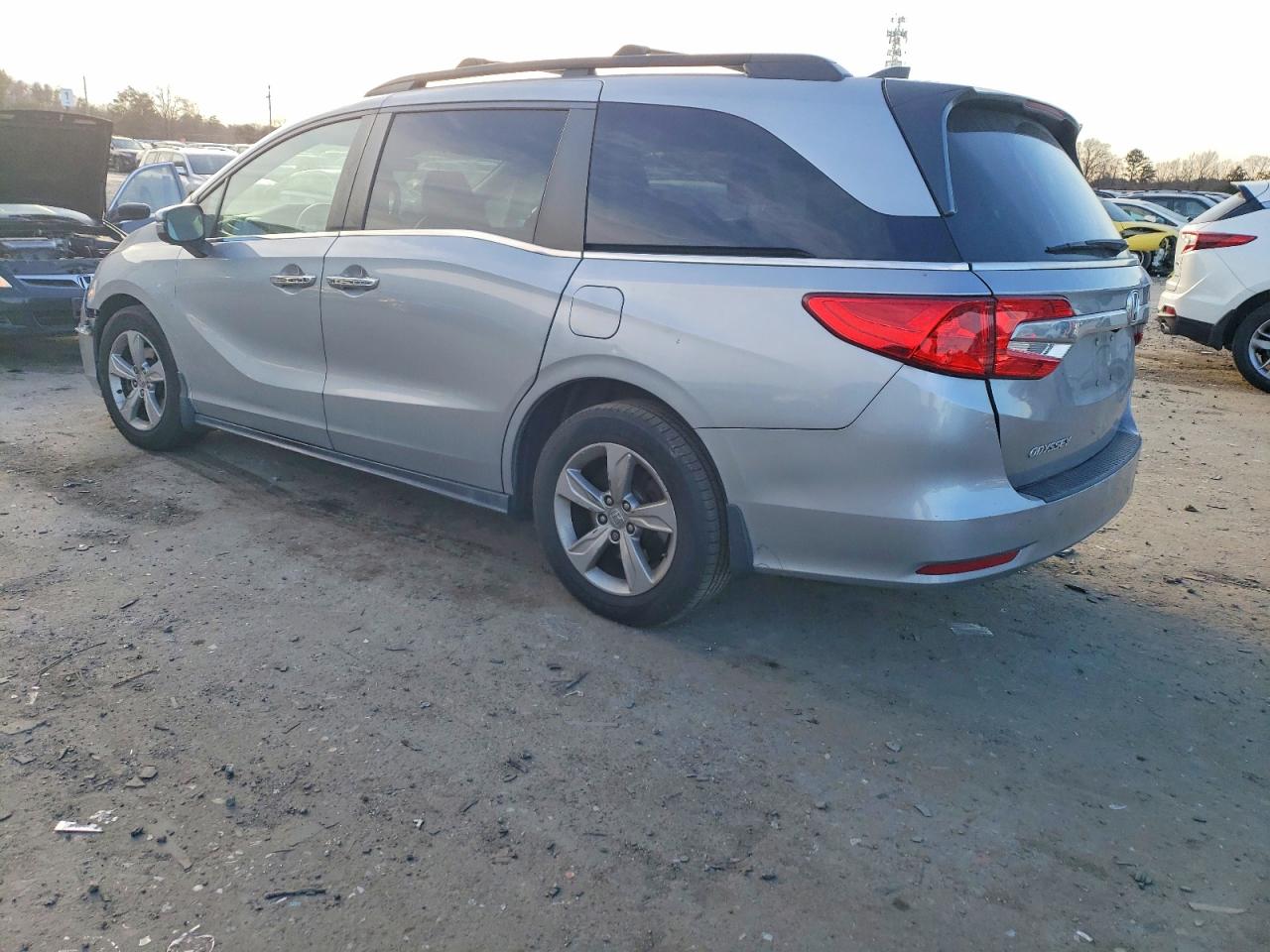 2019 HONDA ODYSSEY EXL photo 2