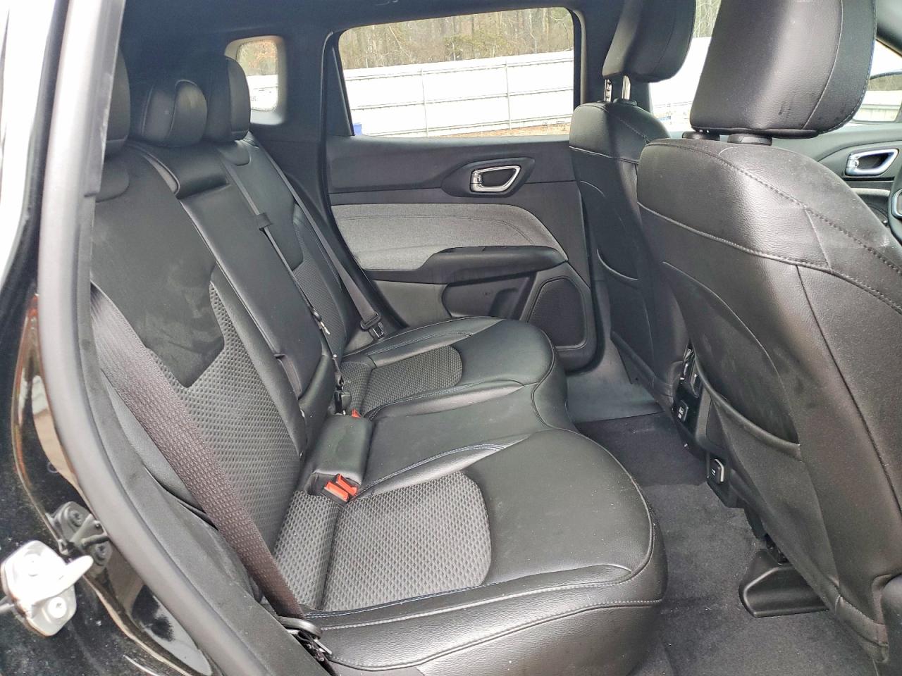 2024 JEEP COMPASS LATITUDE photo 11